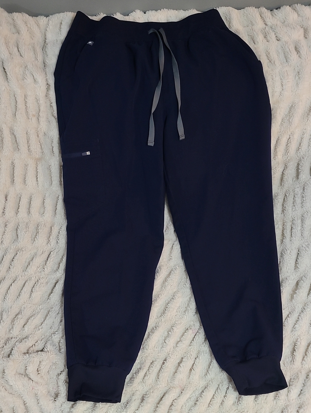 Fig's Navy Drawstring Scrub Joggers with Contrast Gray Ties